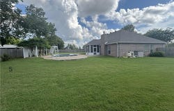 8 Darian  DR, Bentonville, AR 72712