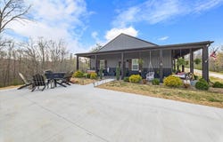 130 Sunset Circle, Byrdstown, TN 38549