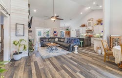 2019 Bayshore Drive, Niceville, FL 32578