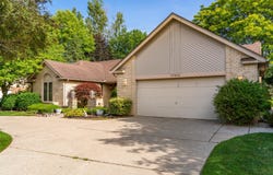 37860 STABLEVIEW Drive, Farmington, MI 48335