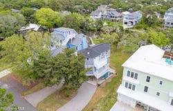 112 SE 39th Street, Oak Island, NC 28465