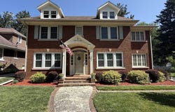 1402 West Lincoln Boulevard, Freeport, IL 61032