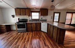 6 Port Dr, Freeport, ME 04032