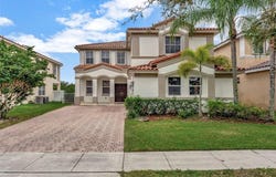 16516 SW 39th St, Miramar, FL 33027