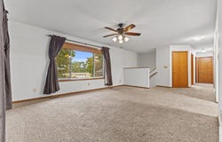 207 4th Avenue NE, Hutchinson, MN 55350