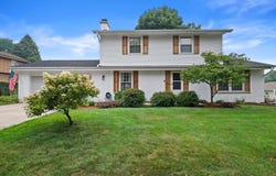 507 Rawlins Dr, Waukesha, WI 53188