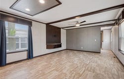 2501 Lowry Avenue NE, Saint Anthony, MN 55418