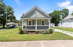 217 W 9th Street, Ottawa, KS 66067