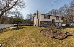 810 Roosevelt Drive, Derby, CT 06418