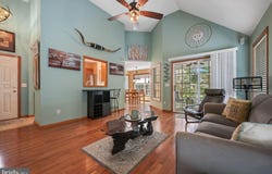 19 HUNTLEY Circle, DOVER, DE 19901