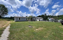19917 Highway 2004, McKee, KY 40447