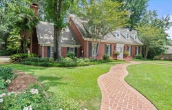 206 Wildwood, Hattiesburg, MS 39402