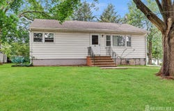 30 Lafayette Avenue, Franklin Twsp, NJ 08873