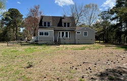 50 Braden Ln, WHITE STONE, VA 22578
