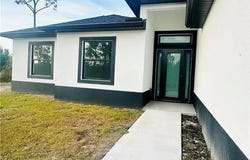 505 E 9th St, LEHIGH ACRES, FL 33972