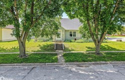 42 6Th Street, Woodbine, IA 51579