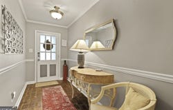 103 W Gordon, Savannah, GA 31401