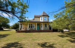 218 Echols St, Coahoma, TX 79720