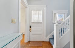 162 S Cedar Street, Oberlin, OH 44074