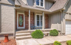 7828 TWILIGHT Lane, Lenexa, KS 66217