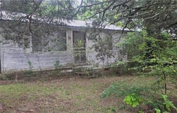 576  E State Highway 393, Delaware, AR 72835
