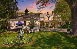 20 Point Drive S, Lake Peekskill, NY 10537