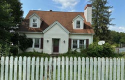 6923 Shoestring Trl, Williamsburg, WV 24991
