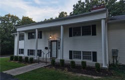 10406 Wildwood Drive, Versailles, MO 65084