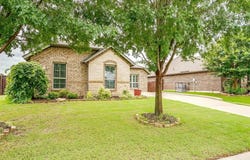 201 Saxon Street, Waxahachie, TX 75165