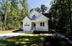 209 W Franklin Street, Zebulon, NC 27597