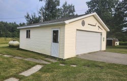 1027 S Lorenz Road, Tawas City, MI 48763