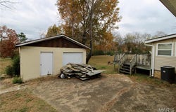 1712 Seifert Drive, Poplar Bluff, MO 63901