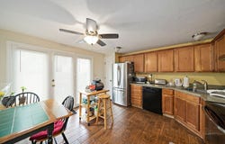 141 Pleasant St, Attleboro, MA 02703
