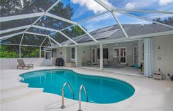 305 40th Court SW, Vero Beach, FL 32968