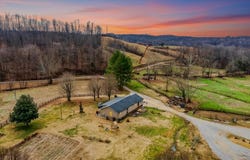 434 Kerrick Branch Rd, Morgantown, KY 42261