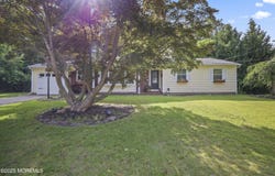 91 Newbury Road, Howell, NJ 07731