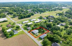 308 N Bois D Arc Street, Savoy, TX 75479