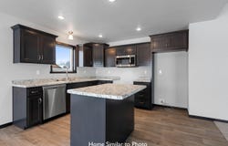 1232 PUTNAM Drive, PULASKI, WI 54162