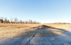 750 LYNN Street, Lebanon, MO 65536