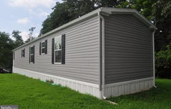 1 RAILWAY AVENUE, MILLERSBURG, PA 17061