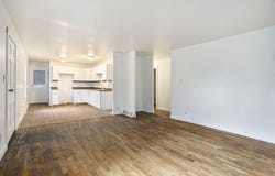 1042 E Mosel Avenue, Kalamazoo, MI 49004