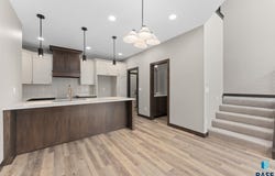 8619 W Shoreline Pl, Sioux Falls, SD 57107