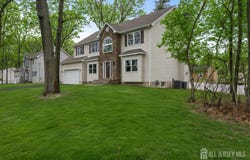 38 Ave I, Monroe, NJ 08831