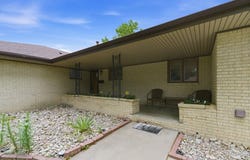 1701 N Sunset Dr, Augusta, KS 67010