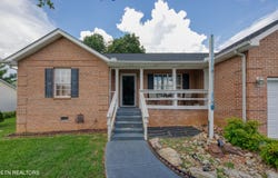 157 Acorn Drive, Corryton, TN 37721