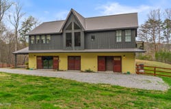 2476 Guinn Narrows Rd, Decatur, TN 37322