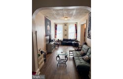 156 S PERSHING AVENUE, YORK, PA 17401