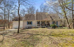 8121 Hwy 762, Philpot, KY 42366-9102