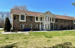 3 Kiowa Court, Coram, NY 11727