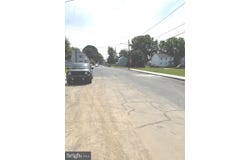 121 PIKE STREET, MIDDLETOWN, PA 17057